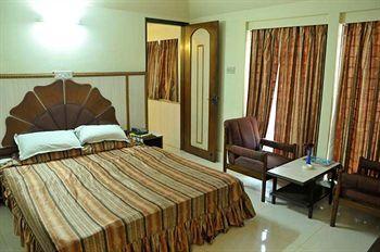 Hotel Heera International Kalküta Dış mekan fotoğraf